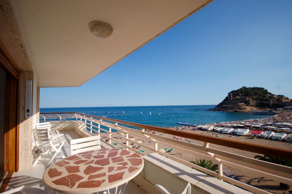 Lets Holidays Tossa De Mar Beach Apartment Esterno foto