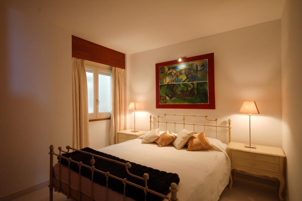 Lets Holidays Tossa De Mar Beach Apartment Esterno foto