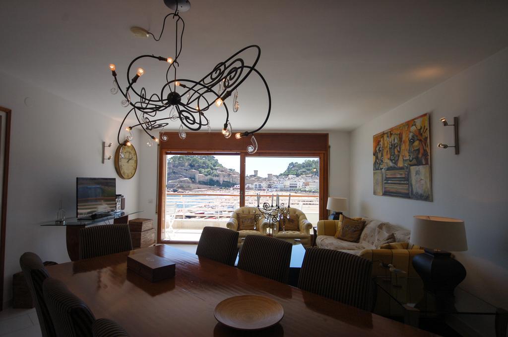 Lets Holidays Tossa De Mar Beach Apartment Esterno foto