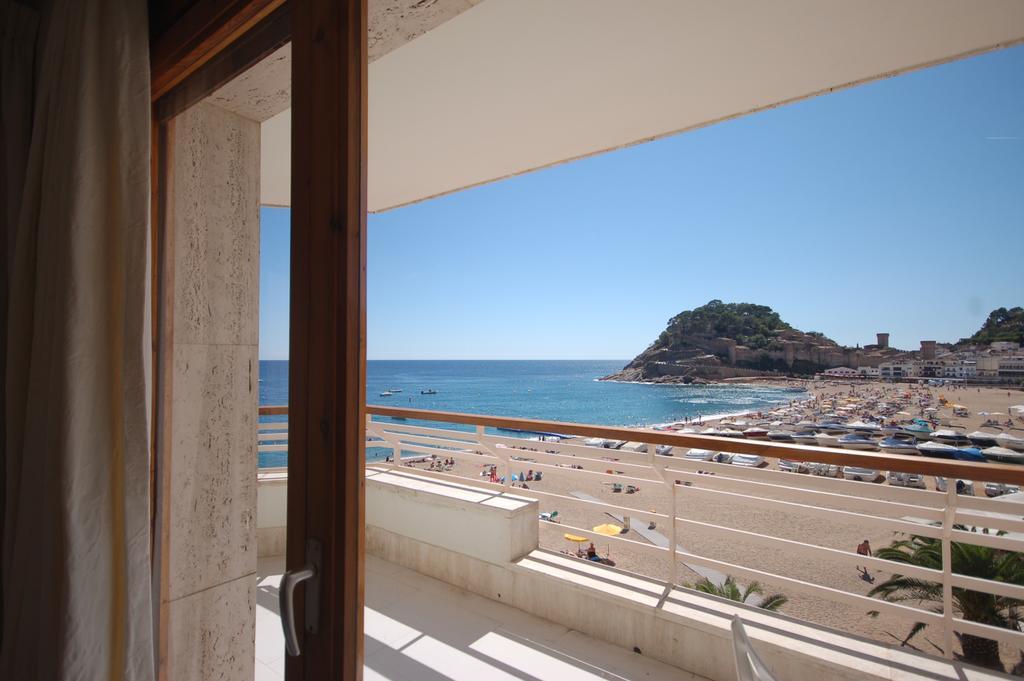 Lets Holidays Tossa De Mar Beach Apartment Esterno foto