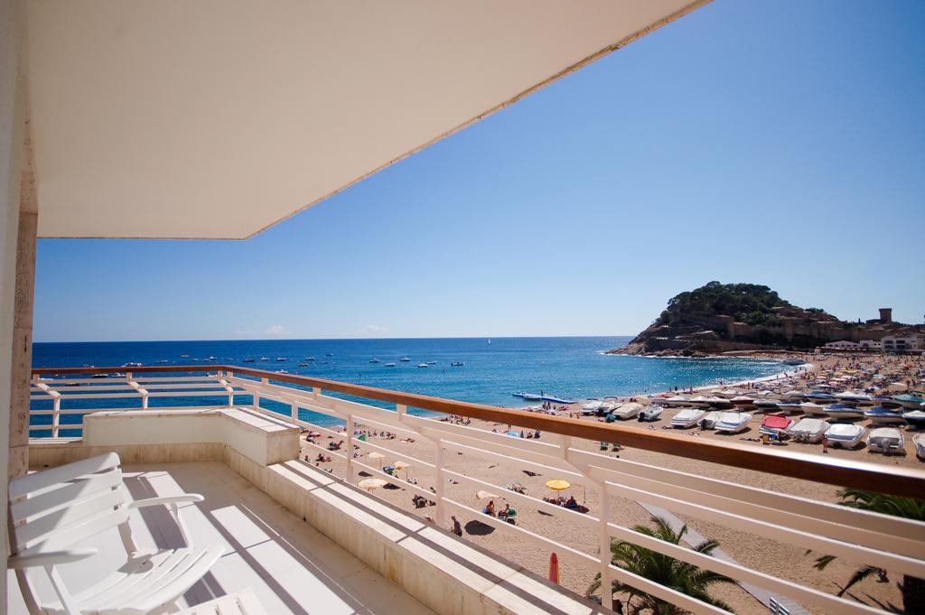 Lets Holidays Tossa De Mar Beach Apartment Esterno foto