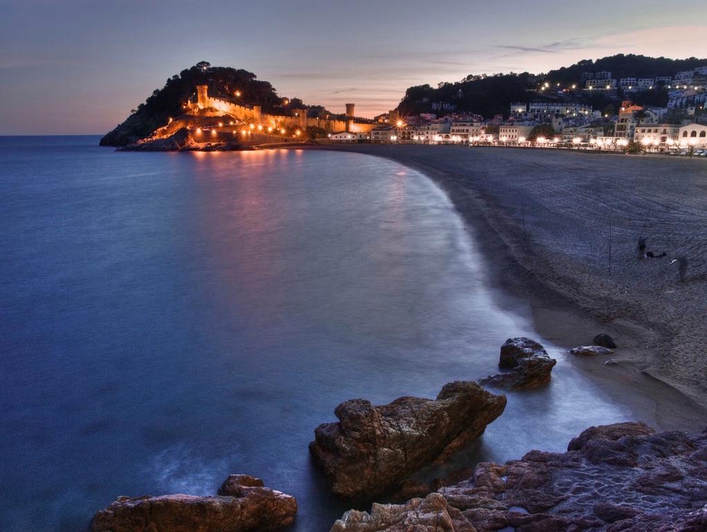 Lets Holidays Tossa De Mar Beach Apartment Esterno foto