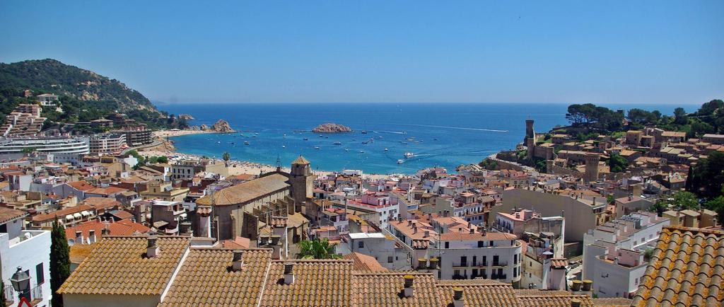 Lets Holidays Tossa De Mar Beach Apartment Esterno foto